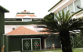 B8 Hotel
