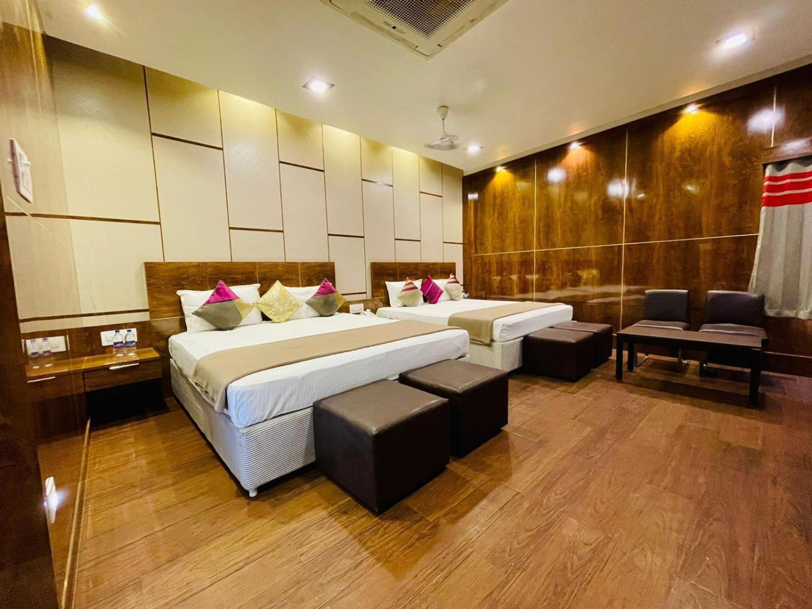 B8 Hotel Chennai Exterior photo